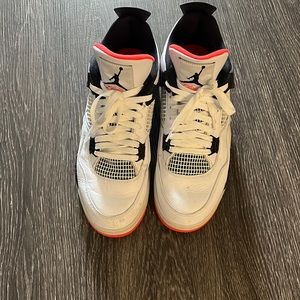 Air Jordan 4